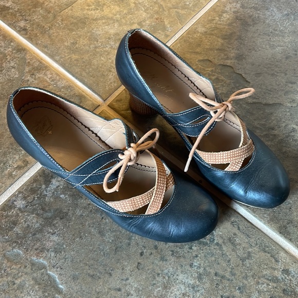 Crossway heels by Miss Albright - Picture 2 of 7